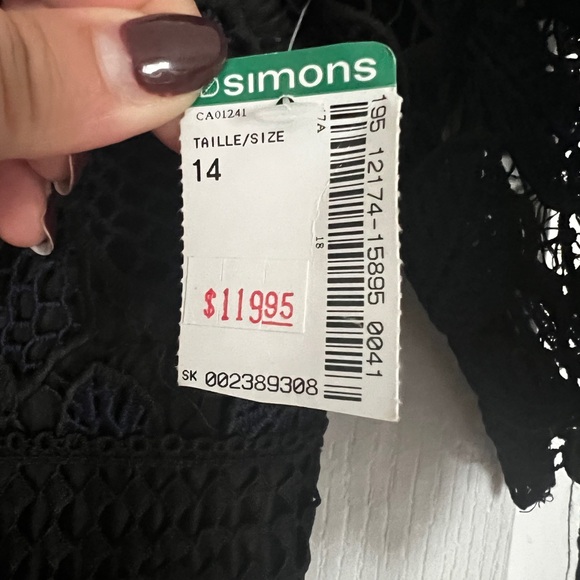 Lace dress by Maison Simons - Picture 5 of 5
